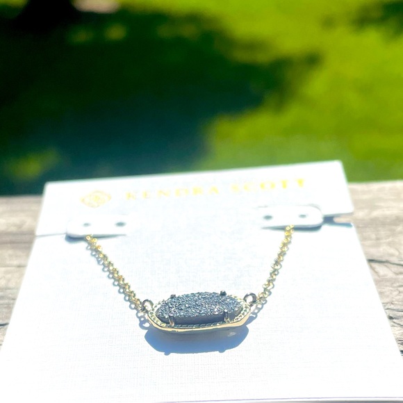 ๐
๐
๐ธ๐ต๐
๐ธ๐ด๐
!! Elisa Pendant Necklace in Platinum Drusy โกThe TAYLOR SWIFT - Picture 7 of 7